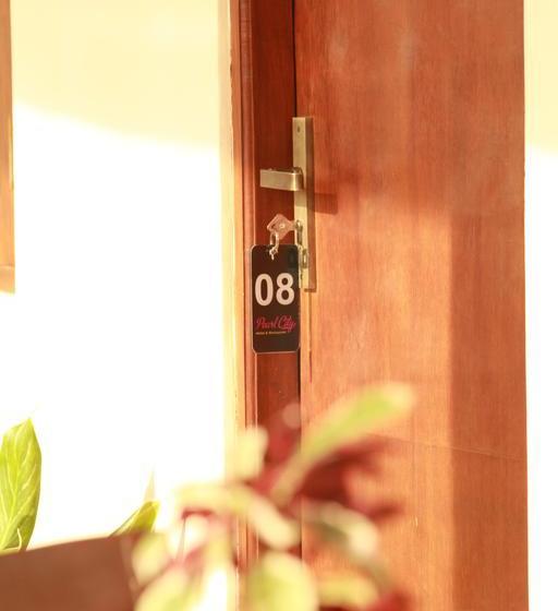 Fotos del hotel Pearl City:  7