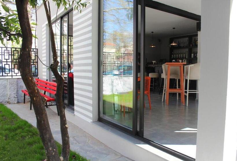 Fotos del hotel Antigone:  13