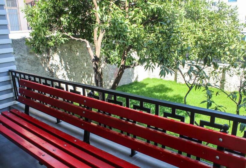 Fotos del hotel Antigone:  10