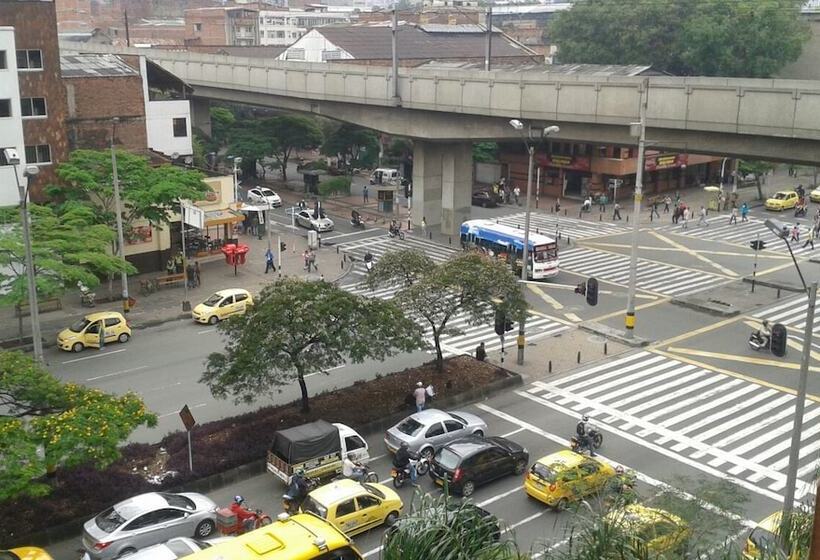 Fotos del hotel Plaza Mayor Medellin:  13