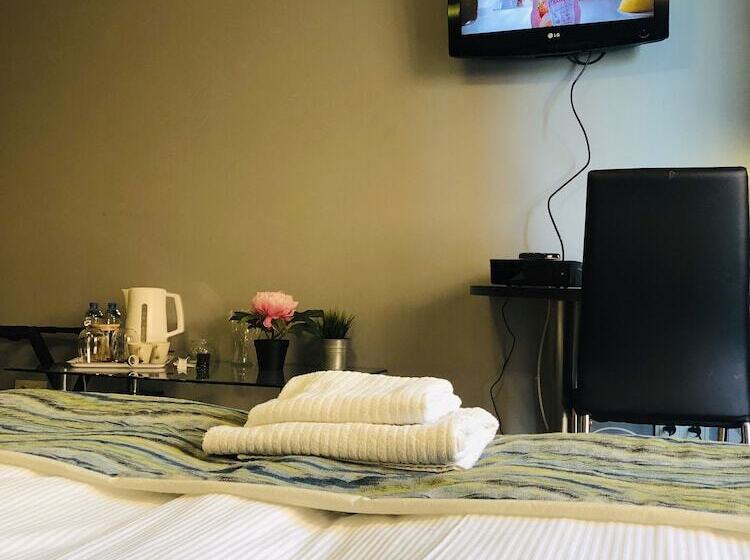 Fotos del hotel Voyage City Apartments:  7