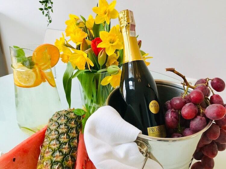 Fotos del hotel Voyage City Apartments:  9