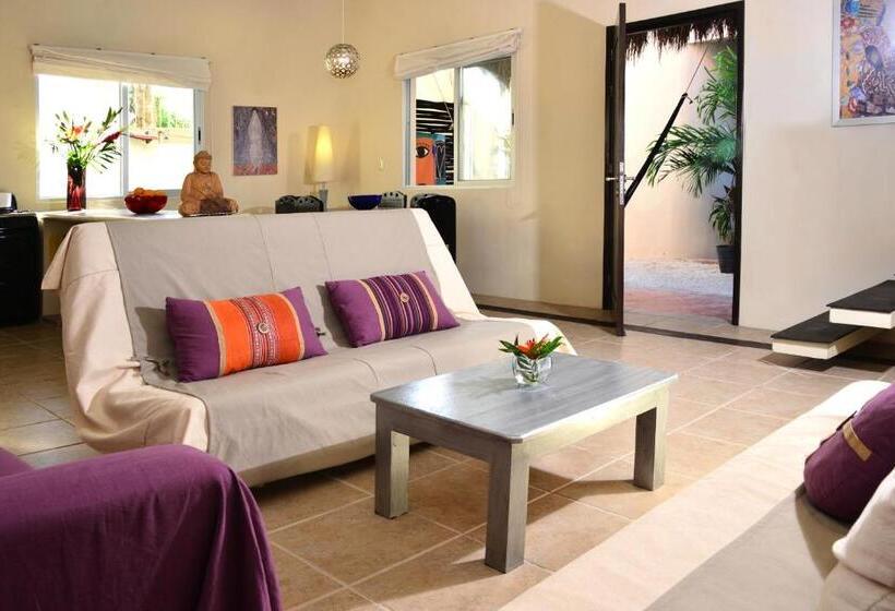 Villas Geminis Boutique Condo