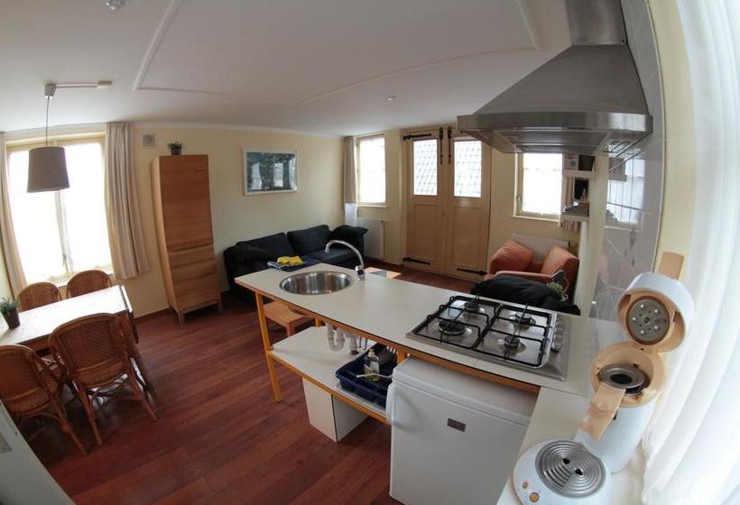 Fotos del hotel Old City Amsterdam Bed And Breakfast:  2