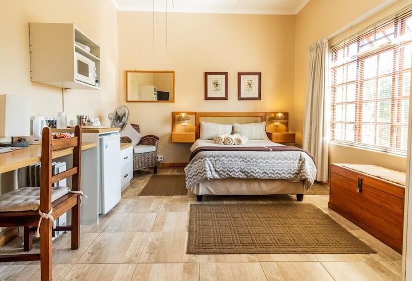 Fotos del hotel Treetops Guesthouse:  18