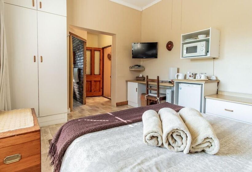 Fotos del hotel Treetops Guesthouse:  21