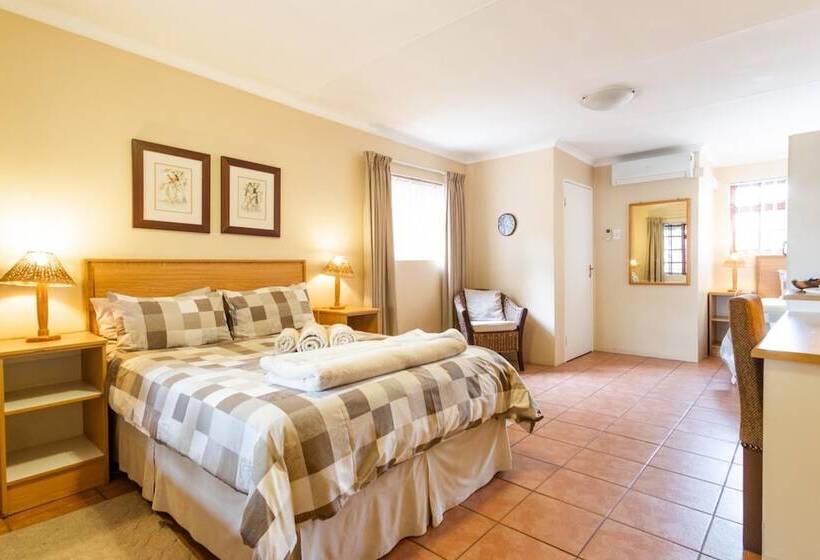 Fotos del hotel Treetops Guesthouse:  5