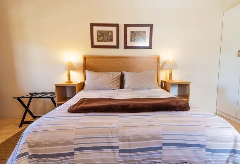 Fotos del hotel Treetops Guesthouse:  2