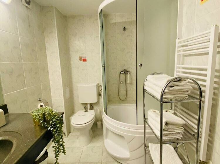 Fotos del hotel Hanul Fullton:  4