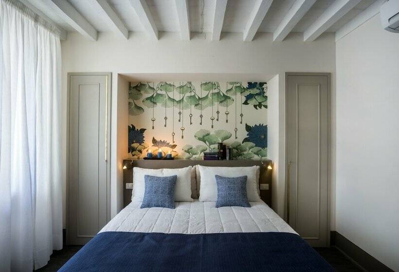 Fotos del hotel Alfieri9:  15