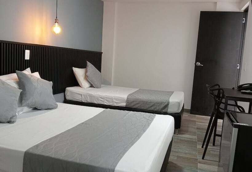 Fotos del hotel Palmas Del Estadio:  22