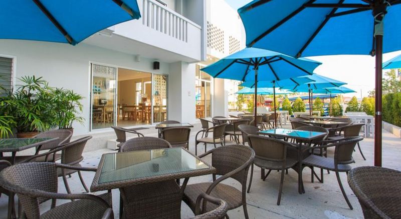 Fotos del hotel Recenta Suite Phuket Suanluang:  18