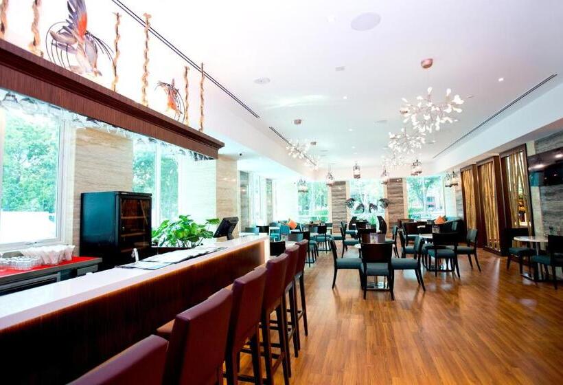 Fotos del hotel Vouk  Suites:  5