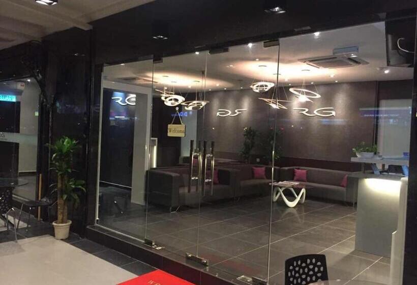 Fotos del hotel The Regency Garden:  5