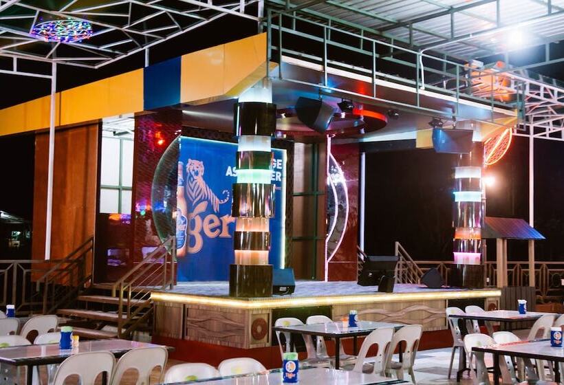 Fotos del hotel The Golden Bay Hotel Batam:  15