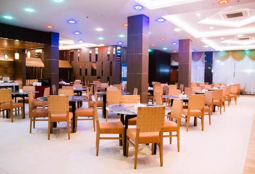 Fotos del hotel The Golden Bay Hotel Batam:  17