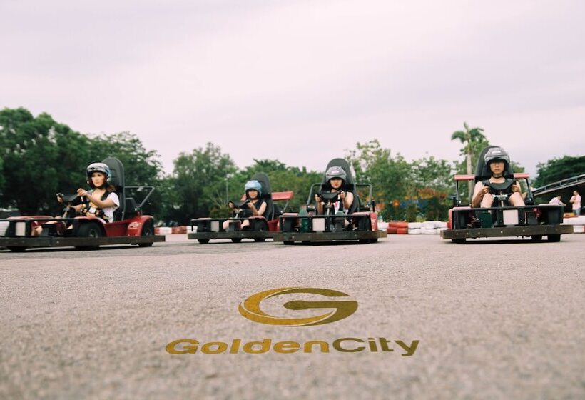 Fotos del hotel The Golden Bay Hotel Batam:  18