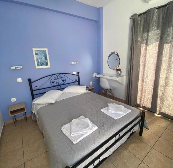 Stella Nomikou Apartments