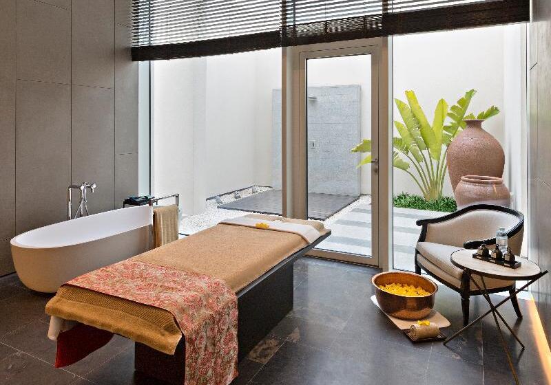 Fotos del hotel The Oberoi Beach Resort, Al Zorah:  5