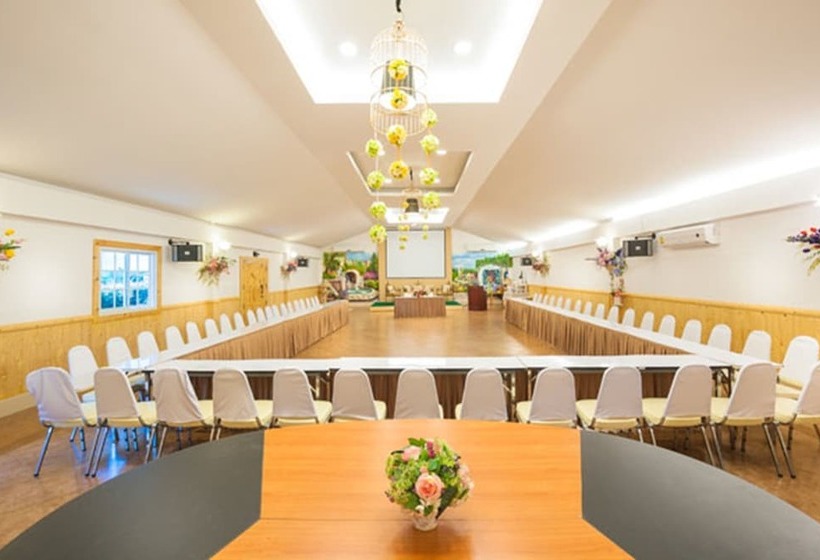 Fotos del hotel Belmont Village:  11