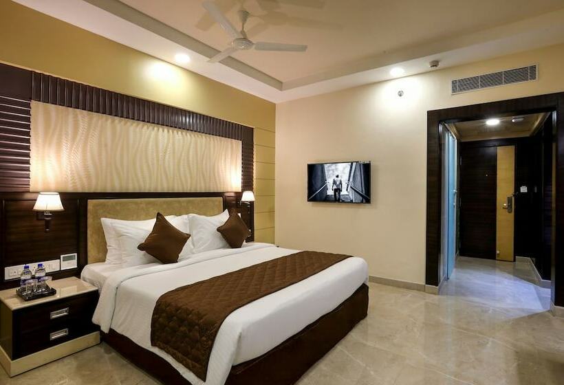 Fotos del hotel Aadithya By Tgi:  22