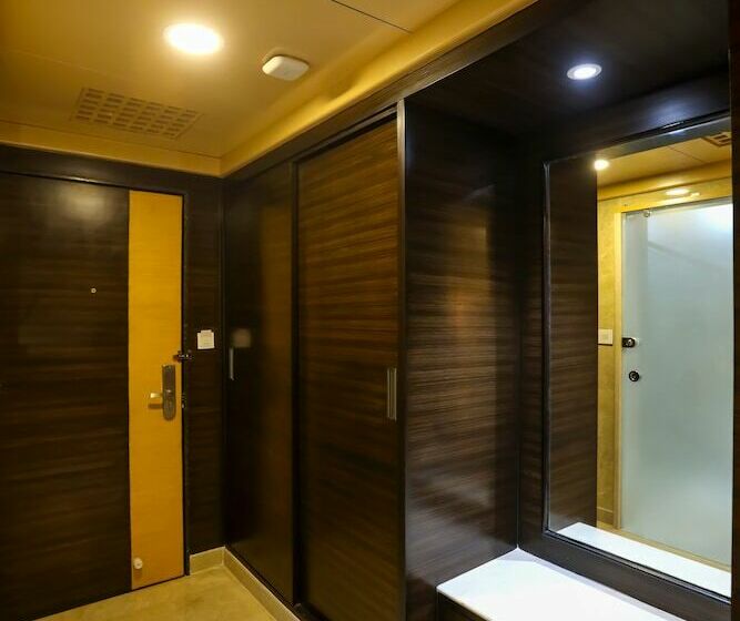 Fotos del hotel Aadithya By Tgi:  4