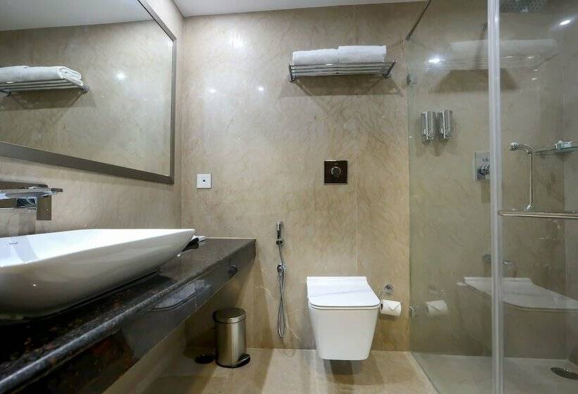 Fotos del hotel Aadithya By Tgi:  8