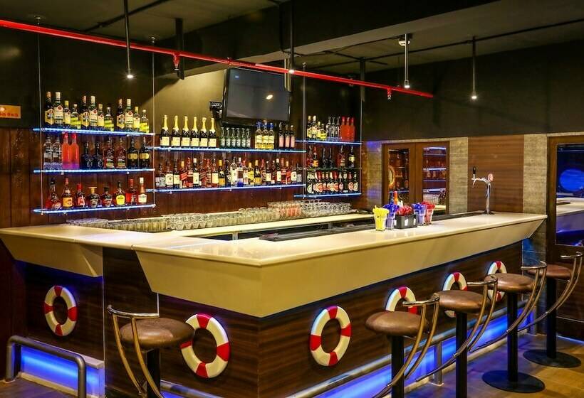 Fotos del hotel Aadithya By Tgi:  6