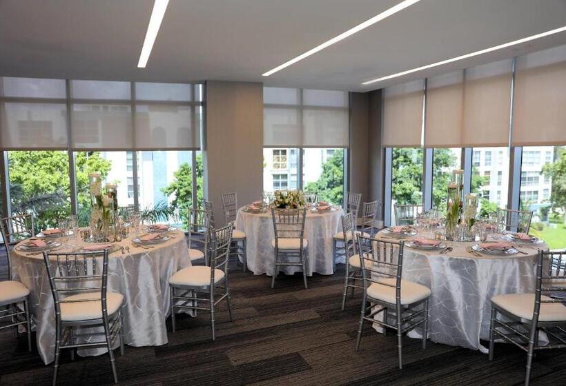 Fotos del hotel Residence Inn Miami Sunny Isles Beach:  25