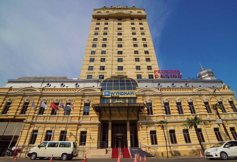 Fotos del hotel Wyndham Batumi:  4