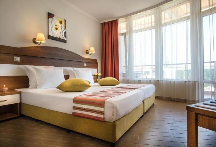 Fotos del hotel Miramar - Half Board:  3