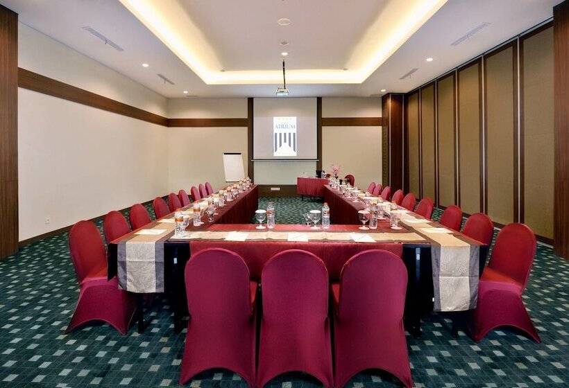 Fotos del hotel The Atrium Hotel & Resort Yogyakarta:  6