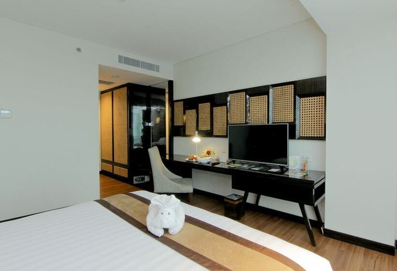 Fotos del hotel The Atrium Hotel & Resort Yogyakarta:  2