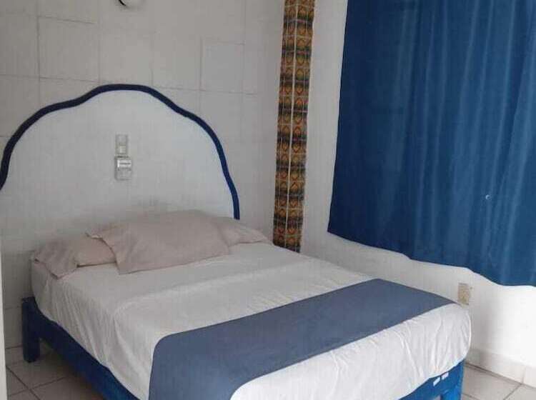 Fotos del hotel & Hostal Mayflower:  15