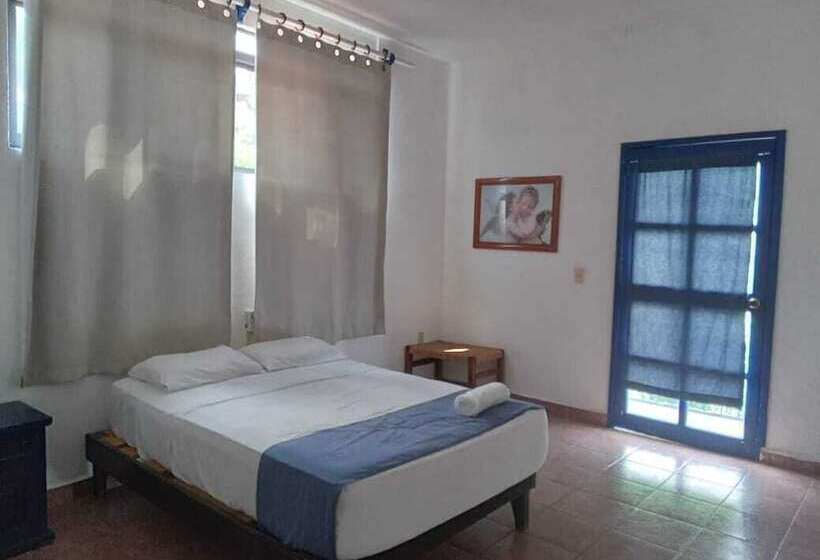 Fotos del hotel & Hostal Mayflower:  16