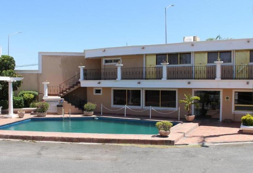 Fotos del hotel La Villa:  21