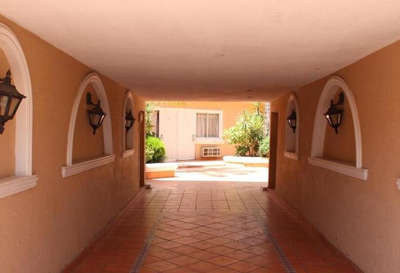 Fotos del hotel La Villa:  6