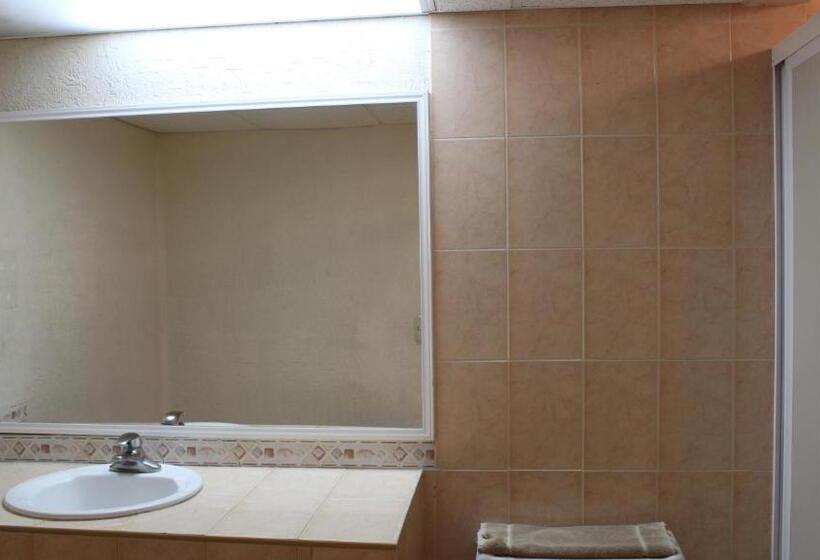 Fotos del hotel La Villa:  13