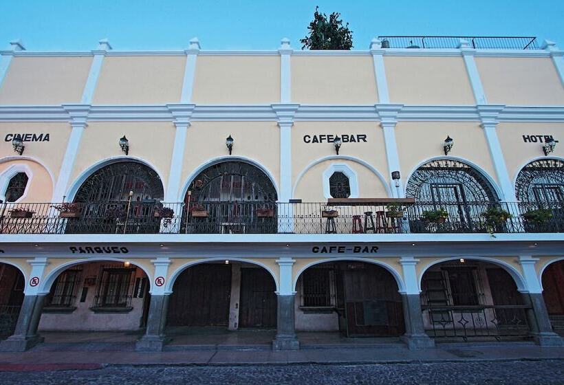 Fotos del hotel La Sin Ventura:  7