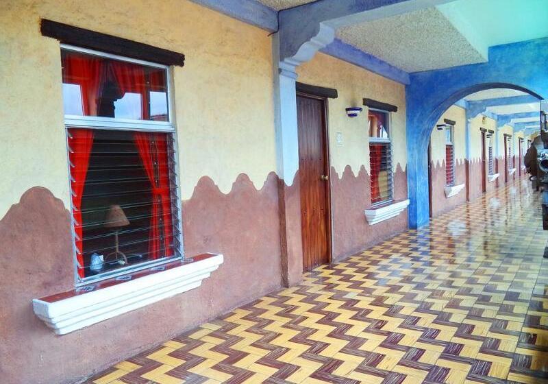 Fotos del hotel La Sin Ventura:  17