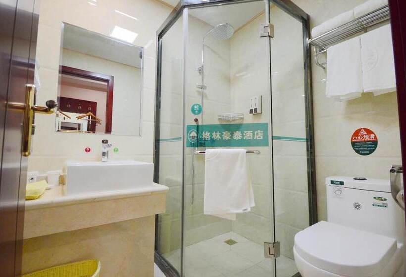 Fotos del hotel Greentree Inn Anhui Hefei East Wangjiang Road Ctce Express:  18
