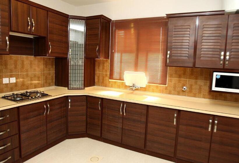 Fotos del hotel Rest Night  Suites  Al Nafal:  8