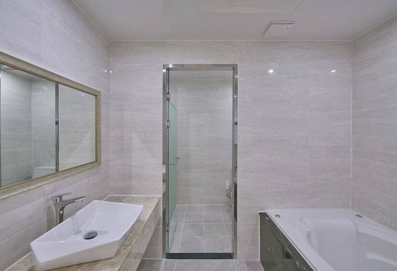 Fotos del hotel Gwangju Madrid:  9
