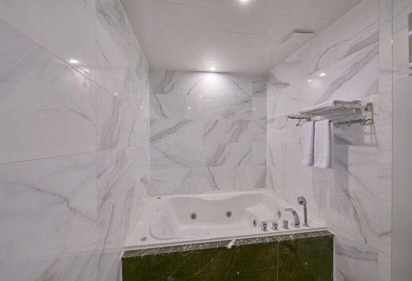 Fotos del hotel Gwangju Madrid:  11