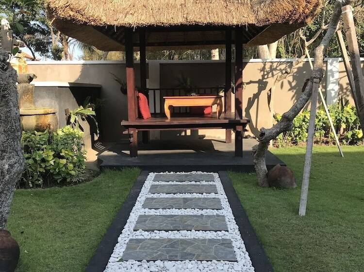 Fotos del hotel Zen Rooms Jimbaran Merajapati:  6