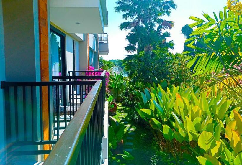 Fotos del hotel The Nest Hotel By Danapati:  7