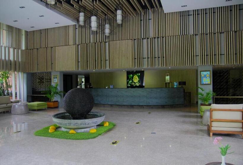 Fotos del hotel The Nest Hotel By Danapati:  22