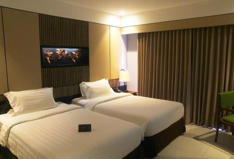 Fotos del hotel The Nest Hotel By Danapati:  15