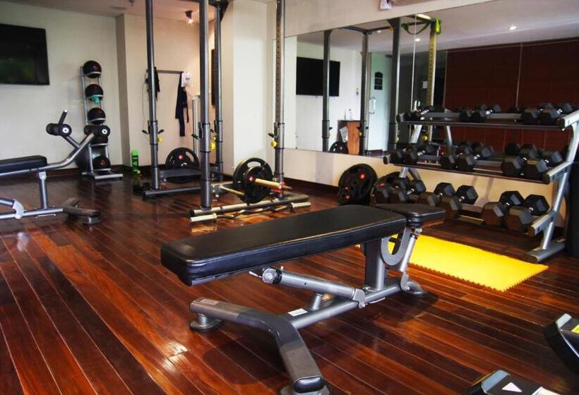 Fotos del hotel The Nest Hotel By Danapati:  3