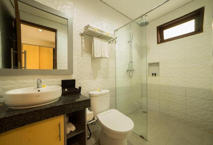 Fotos del hotel Grand Kesambi Resort And Villas:  8